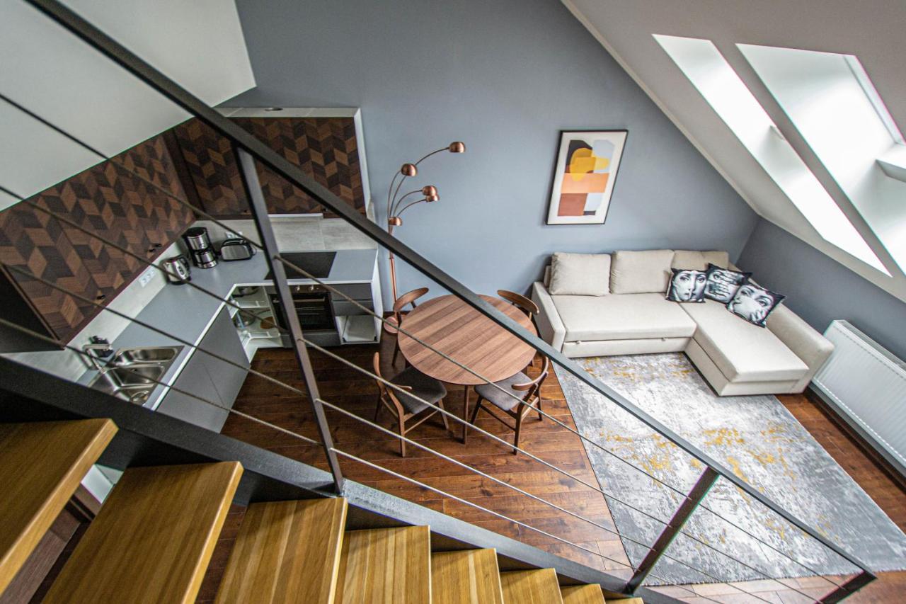 Quite Loft With Balcony And 3 Air Conditioners Praha Exteriér fotografie